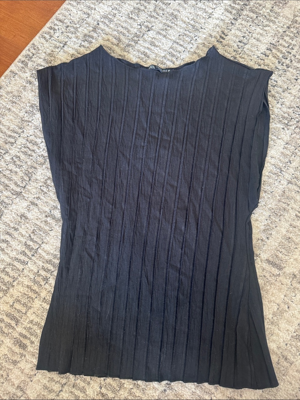 ZARA Women’s Black Ribbed Sleeveless top